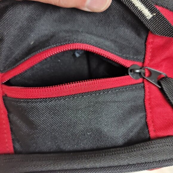 OGIO x EA SPORTS Backpack - Red and Black - Great Condition! - Picture 7 of 13